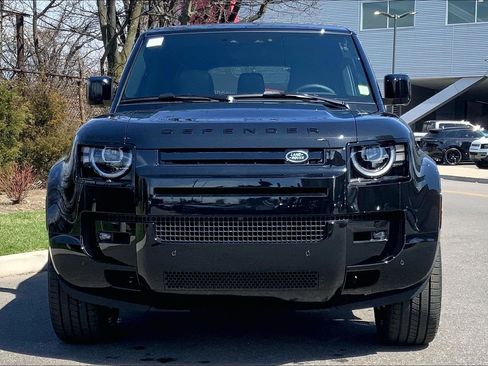 New 2026 Land Rover Defender 110 X-Dynamic SE AWD/4WD image 3