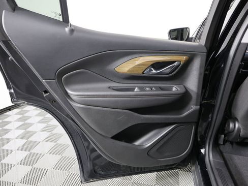 Used 2019 GMC Terrain SLE w/ LPO, Cargo Package image 16