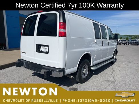 Used 2024 Chevrolet Express 2500 w/ Driver Convenience Package RWD image 31