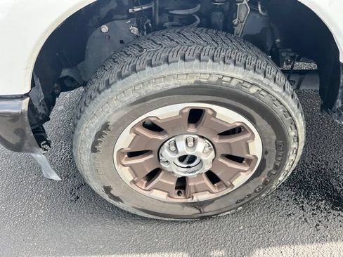 Used 2024 Ford F250 King Ranch w/ FX4 Off-Road Package AWD/4WD image 8