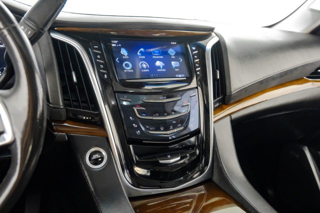 Used 2018 Cadillac Escalade ESV Luxury RWD image 23