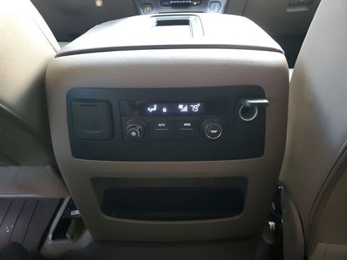 Used 2020 Chevrolet Suburban LT w/ Max Trailering Package image 21