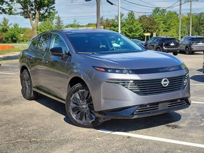 Certified 2025 Nissan Murano Platinum w/ Cargo Package