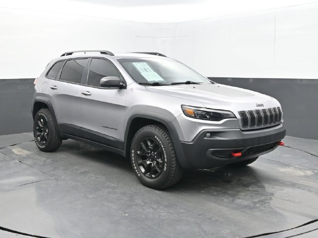 Used 2021 Jeep Cherokee Trailhawk w/ Trailer Tow Group AWD/4WD image 7