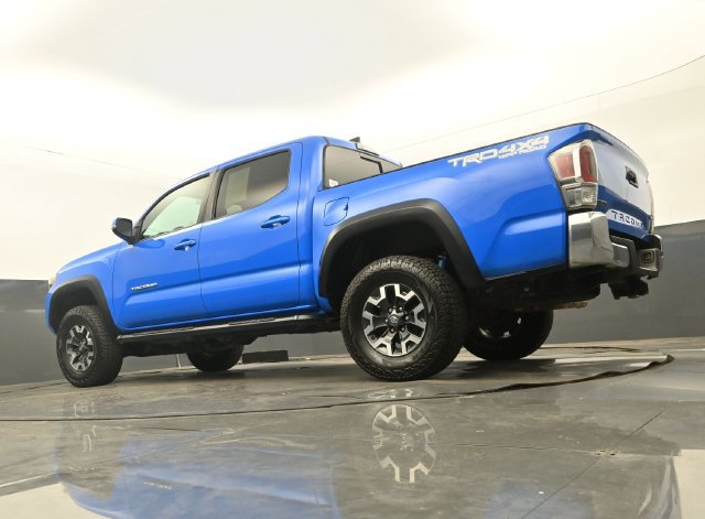 Used 2021 Toyota Tacoma TRD Off-Road AWD/4WD image 26