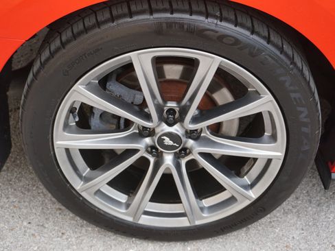 Used 2016 Ford Mustang GT Premium RWD image 13
