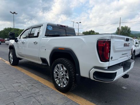 Used 2022 GMC Sierra 2500 Denali AWD/4WD image 6