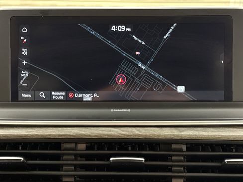 Used 2022 Kia Telluride EX w/ EX Premium Package FWD image 16