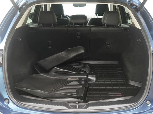 Used 2019 MAZDA CX-5 Touring image 18