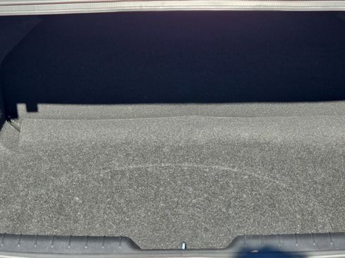 Used 2024 Hyundai Elantra SE image 18