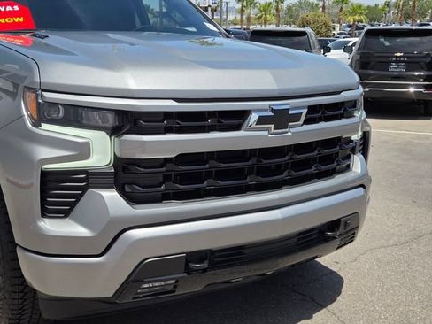 Certified 2025 Chevrolet Silverado 1500 RST w/ Dark Appearance Package AWD/4WD image 8