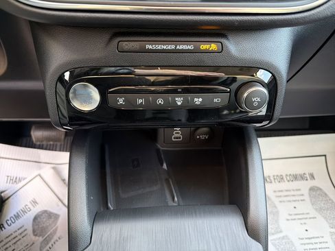 New 2026 Ford Escape Platinum w/ Premium Technology Package AWD/4WD image 22