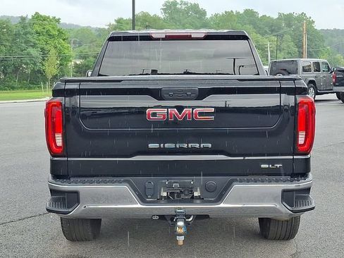 Used 2024 GMC Sierra 1500 SLT AWD/4WD image 6