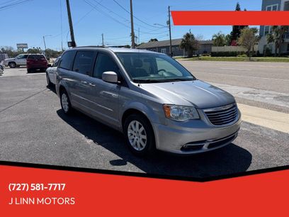 Used 2016 Chrysler Town & Country Touring