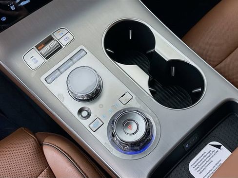 New 2026 Genesis GV70 2.5T Advanced AWD/4WD image 15