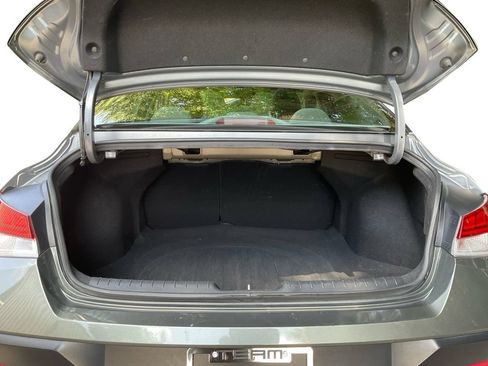 Used 2025 Hyundai Elantra SEL FWD image 13