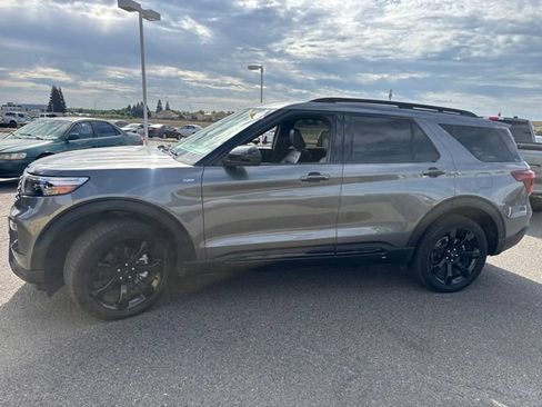Certified 2023 Ford Explorer ST-Line w/ Class IV Trailer Tow Package AWD/4WD image 7