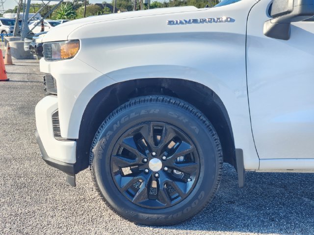 Certified 2022 Chevrolet Silverado 1500 Custom RWD image 8