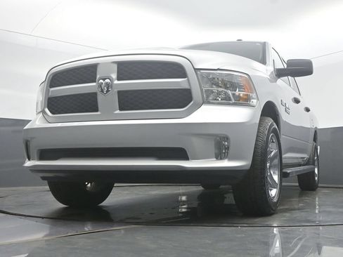 Used 2018 RAM 1500 Express w/ Express Value Package AWD/4WD image 44