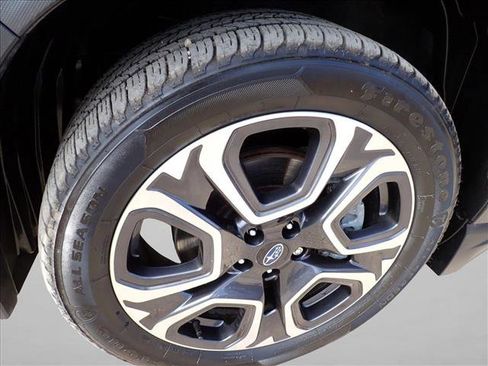 Used 2023 Subaru Ascent Limited w/ Technology Package image 6