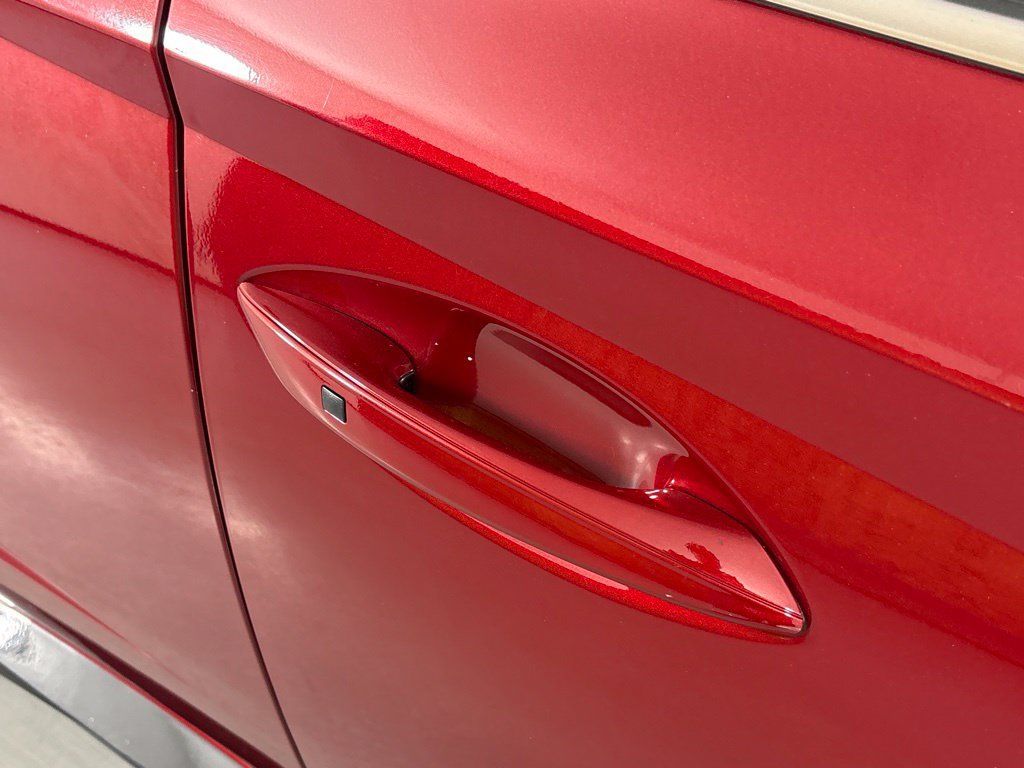 Used 2025 Hyundai Sonata SEL FWD image 12