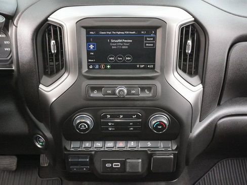 Used 2025 Chevrolet Silverado 2500 Custom w/ Custom Value Package image 17