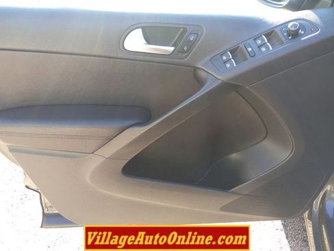 Used 2016 Volkswagen Tiguan SE image 21