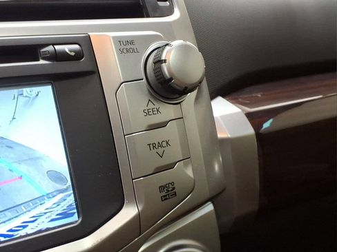 Used 2015 Toyota 4Runner Limited AWD/4WD image 10