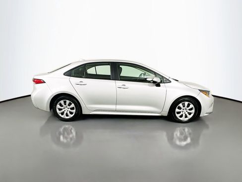 Used 2024 Toyota Corolla LE image 4