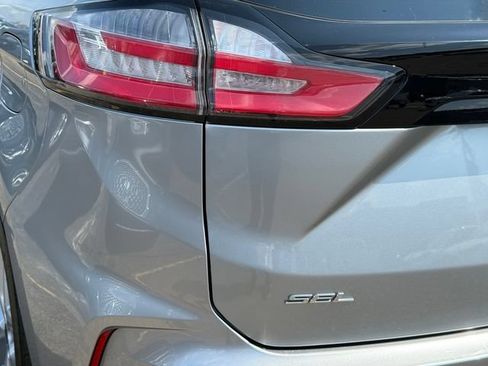 Certified 2024 Ford Edge SEL w/ Convenience Package AWD/4WD image 29