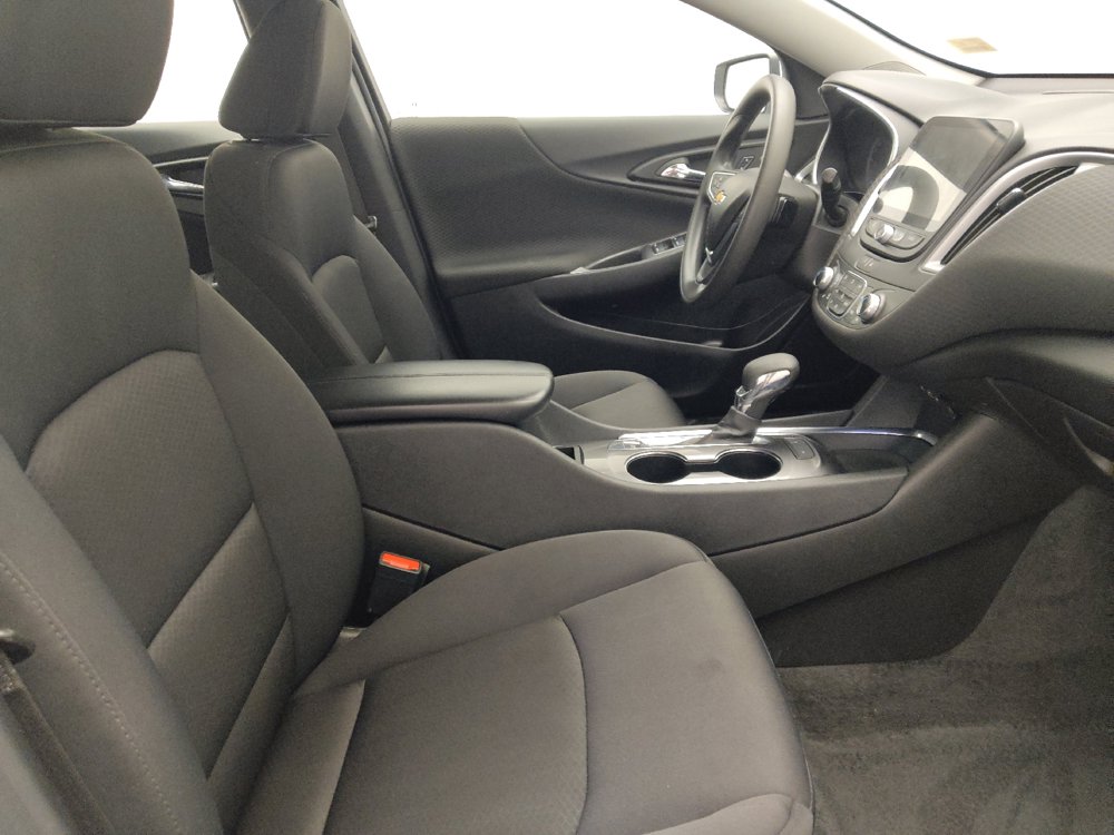 Used 2025 Chevrolet Malibu LT FWD image 21