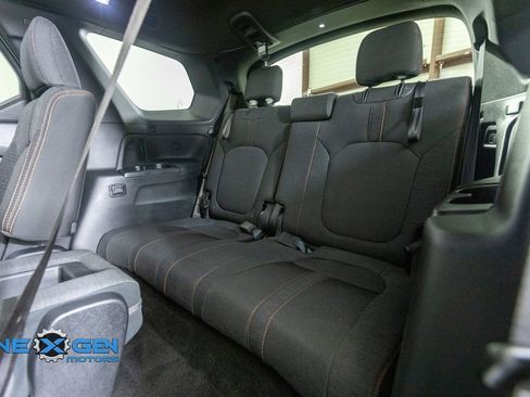 Used 2025 Honda Pilot Sport image 26