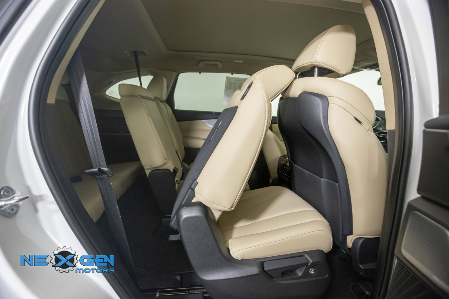 Used 2025 Acura MDX w/ Technology Package AWD/4WD image 45