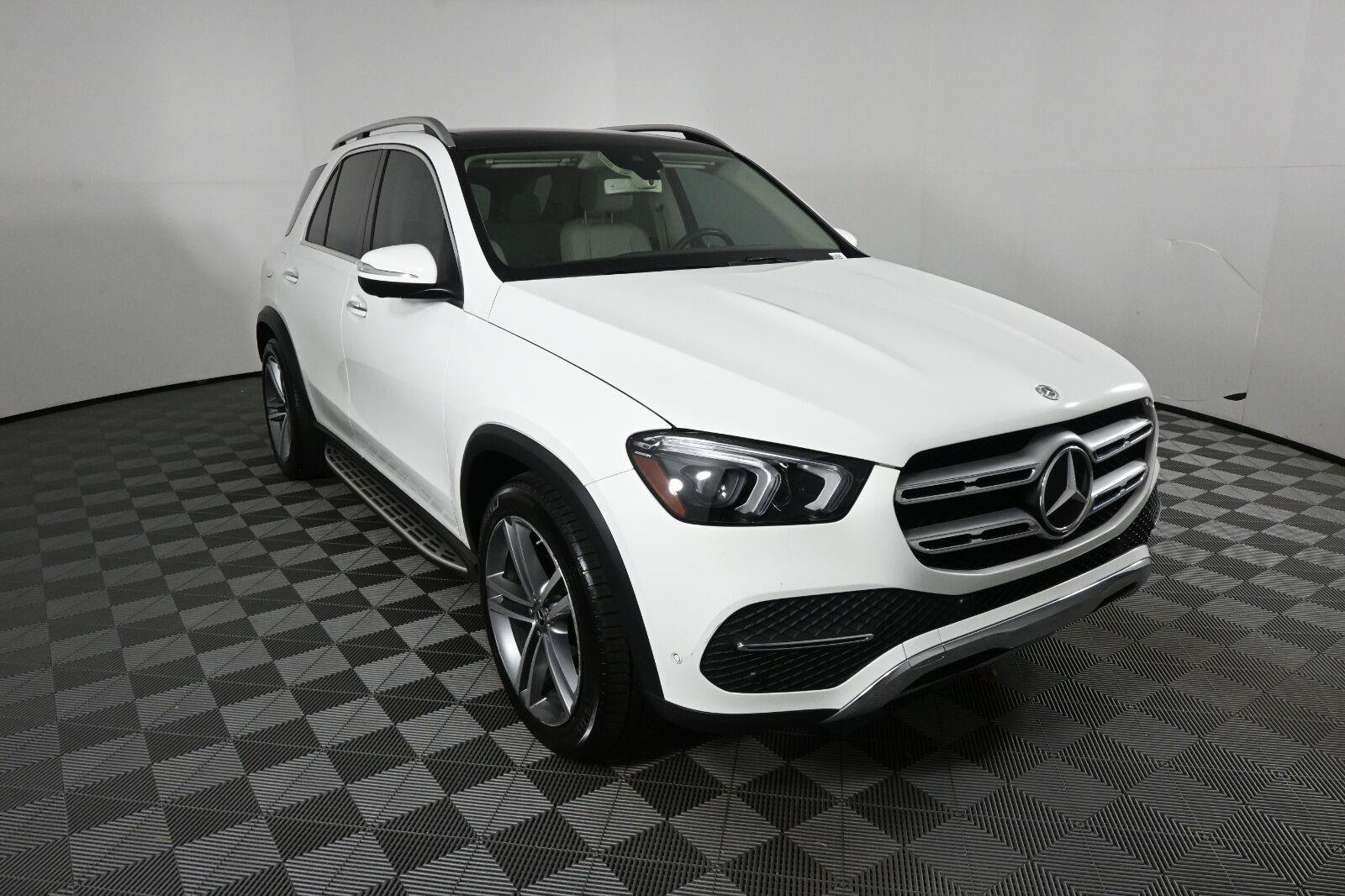 Certified 2020 Mercedes-Benz GLE 350 4MATIC image 21