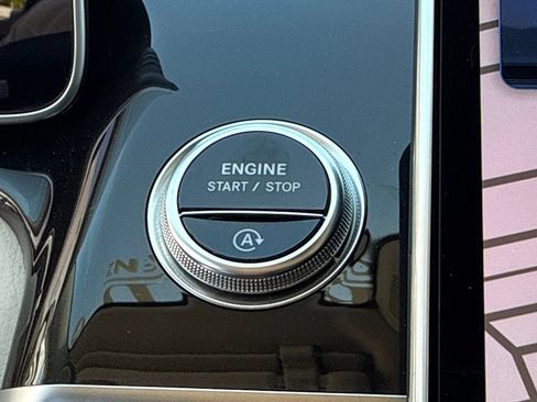 Used 2023 Mercedes-Benz S 580 4MATIC Sedan image 37