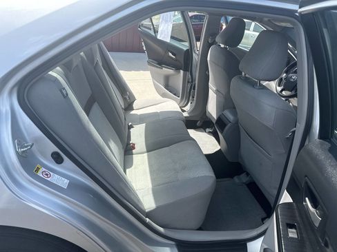 Used 2012 Toyota Camry LE image 29