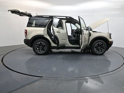 New 2025 Ford Bronco Sport Outer Banks AWD/4WD image 40