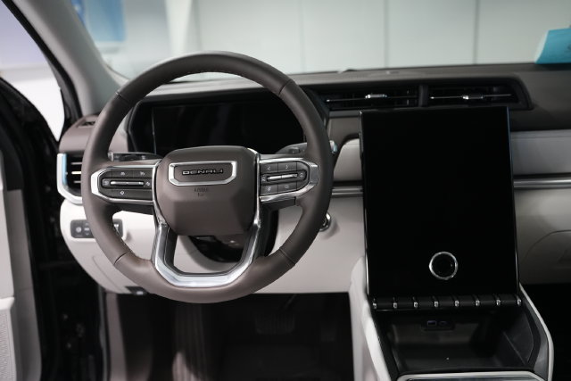 New 2027 GMC Terrain Denali AWD/4WD image 2