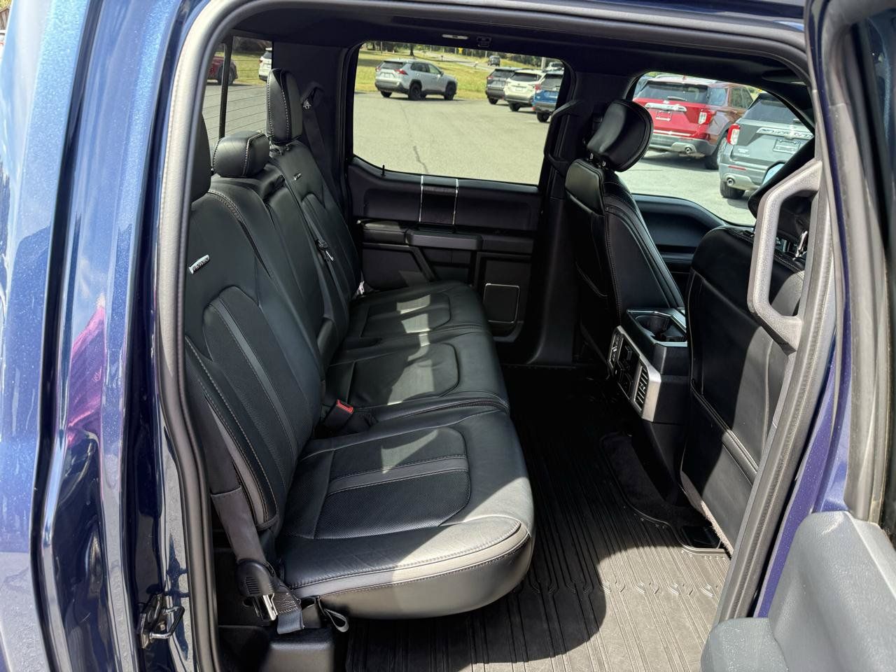 Used 2019 Ford F150 Platinum w/ Equipment Group 701A Luxury AWD/4WD image 18