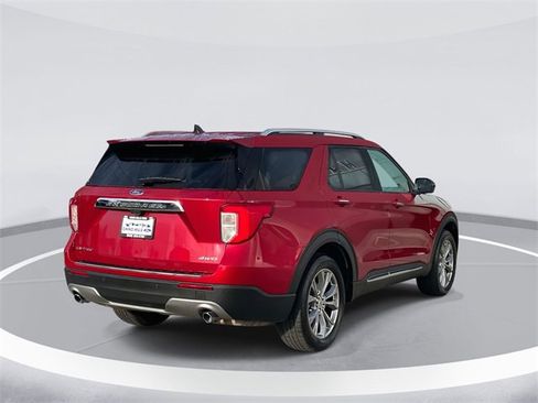 Used 2023 Ford Explorer Limited image 5