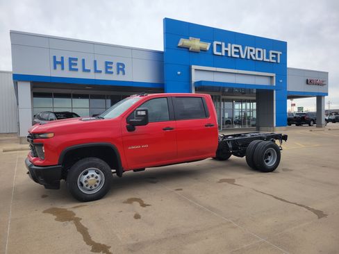 New 2026 Chevrolet Silverado 3500 W/T AWD/4WD image 3