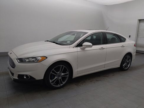 Used 2014 Ford Fusion Titanium image 2