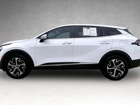Certified 2023 Kia Sportage EX FWD image 3