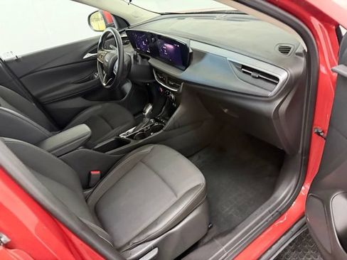 Used 2024 Buick Encore GX Preferred FWD image 35