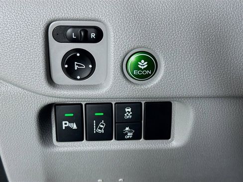 Used 2016 Honda Pilot Elite image 11