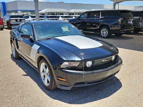 Used 2011 Ford Mustang GT w/ Security Pkg RWD image 2