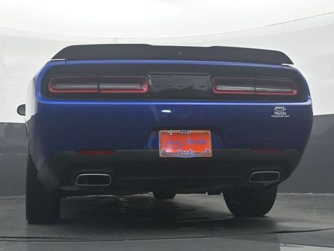 Used 2021 Dodge Challenger SXT w/ Driver Convenience Group RWD image 30