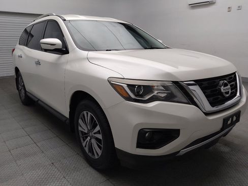 Used 2018 Nissan Pathfinder SL AWD/4WD image 13