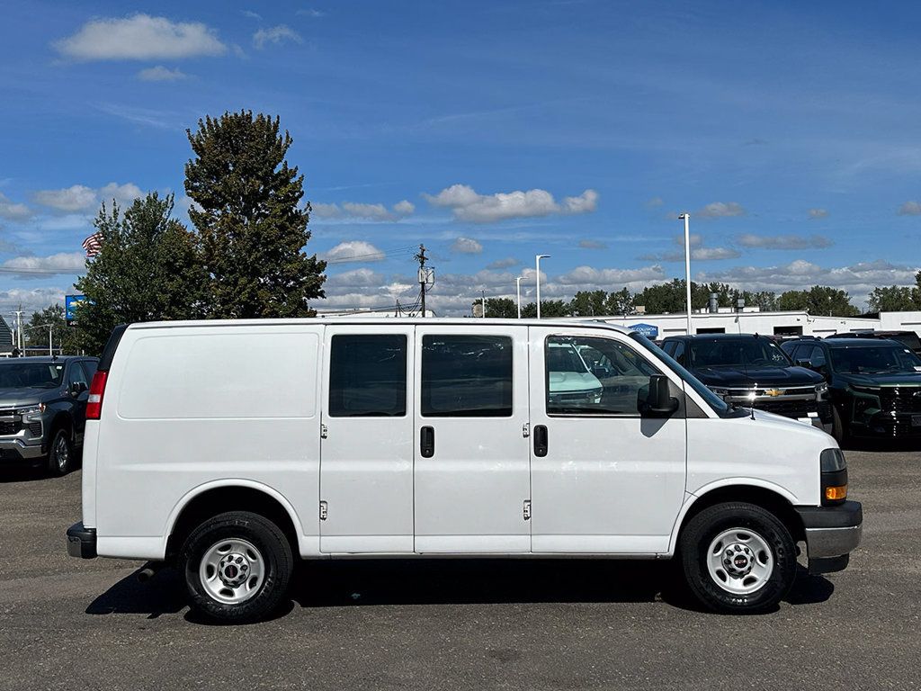 Used 2019 GMC Savana 2500 w/ Driver Convenience Package RWD image 16