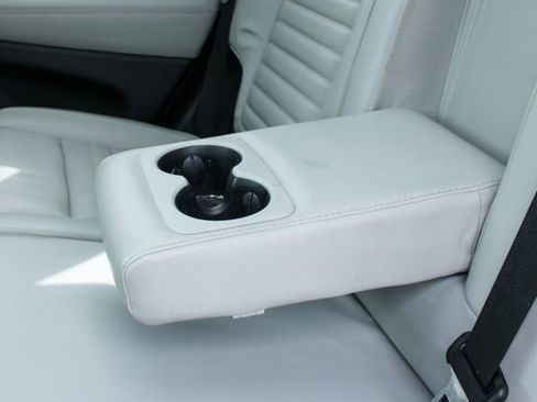 Used 2018 Jeep Grand Cherokee Limited image 33